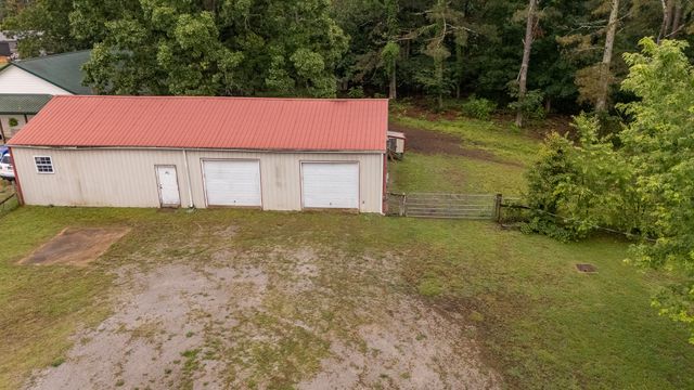 3562 Summertown Hwy, Summertown, TN 38483
