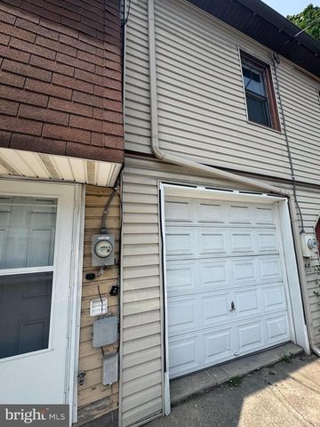 71 E WYOMISSING AVE, Mohnton, PA 19540