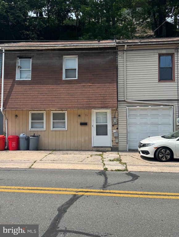 71 E WYOMISSING AVE, Mohnton, PA 19540