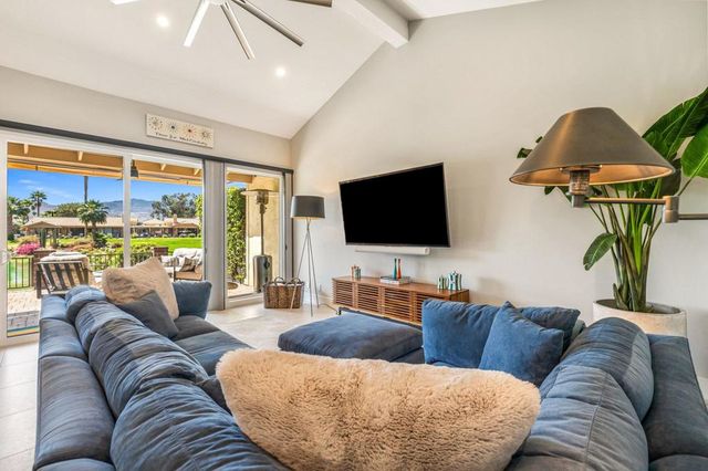 329 San Remo Street, Palm Desert, CA 92260