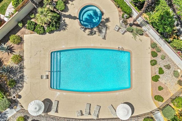 329 San Remo Street, Palm Desert, CA 92260