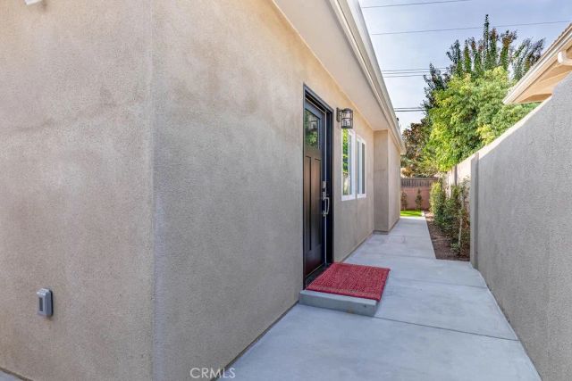 522 N Maplewood Street, Orange, CA 92867