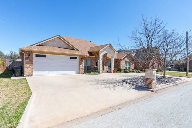 3225 White Oaks Drive, Abilene, TX 79606