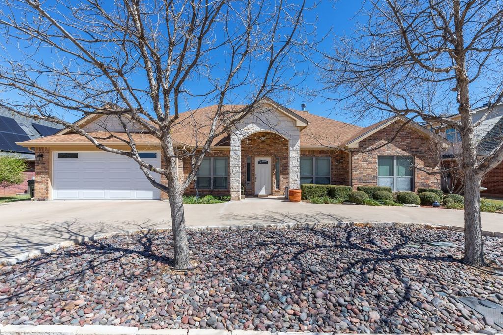 3225 White Oaks Drive, Abilene, TX 79606