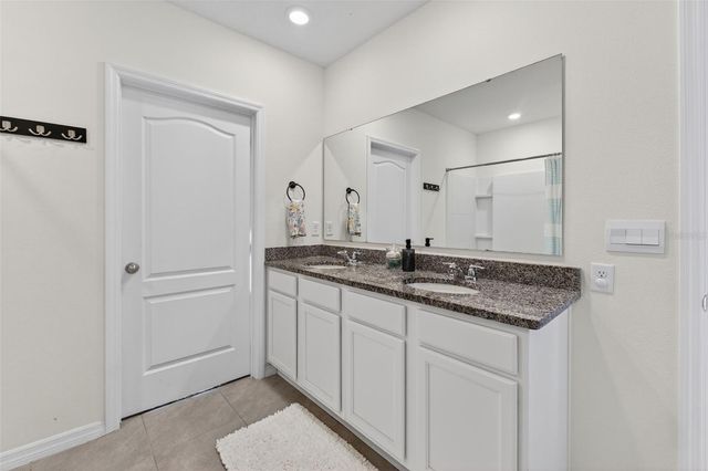 4893 PANGA AVENUE, Mount Dora, FL 32757