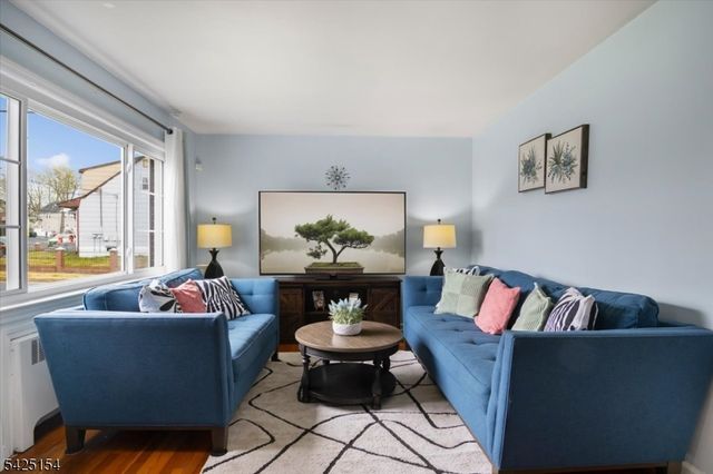 234 Aldene Rd, Roselle Boro, NJ 07203