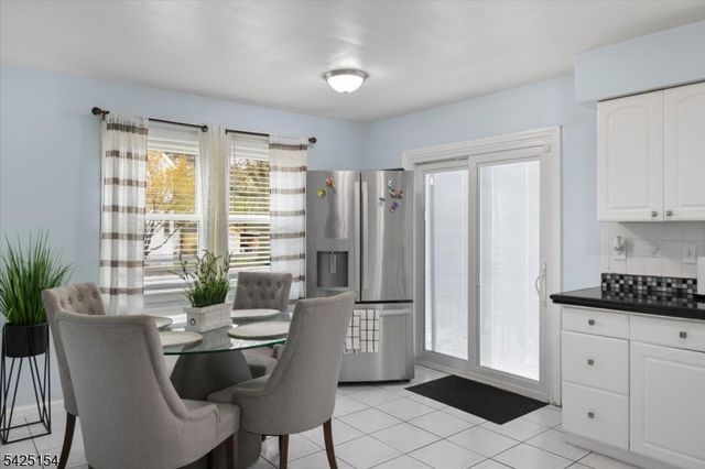 234 Aldene Rd, Roselle Boro, NJ 07203