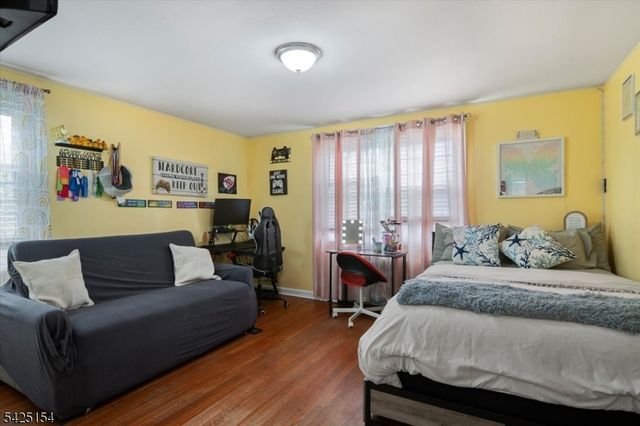 234 Aldene Rd, Roselle Boro, NJ 07203