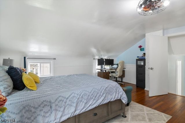 234 Aldene Rd, Roselle Boro, NJ 07203