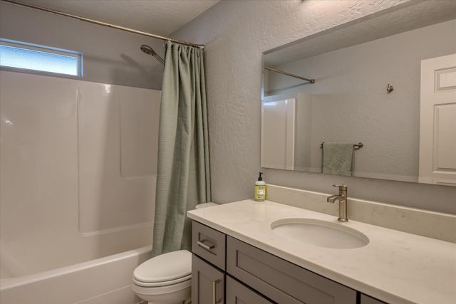 5424 N Walnut St, Spokane, WA 99205