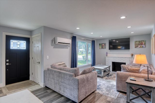 5424 N Walnut St, Spokane, WA 99205