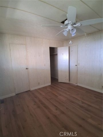 725 W Thornton 157, Hemet, CA 92543