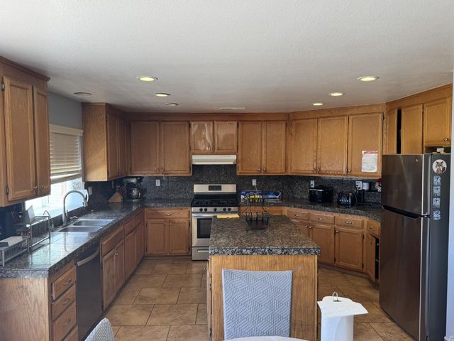 1231 Carmelo, Soledad, CA 93960