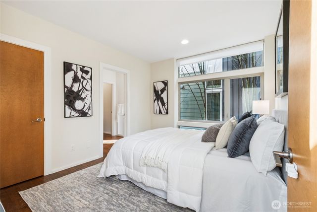 4462 31st Avenue S, Seattle, WA 98108