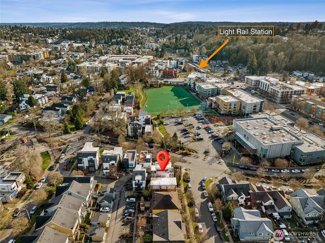 4462 31st Avenue S, Seattle, WA 98108