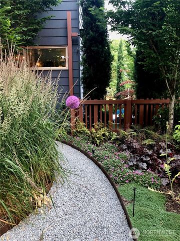 4462 31st Avenue S, Seattle, WA 98108