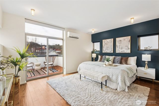 4462 31st Avenue S, Seattle, WA 98108