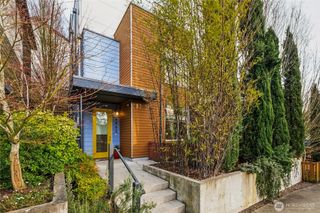 4462 31st Avenue S, Seattle, WA 98108