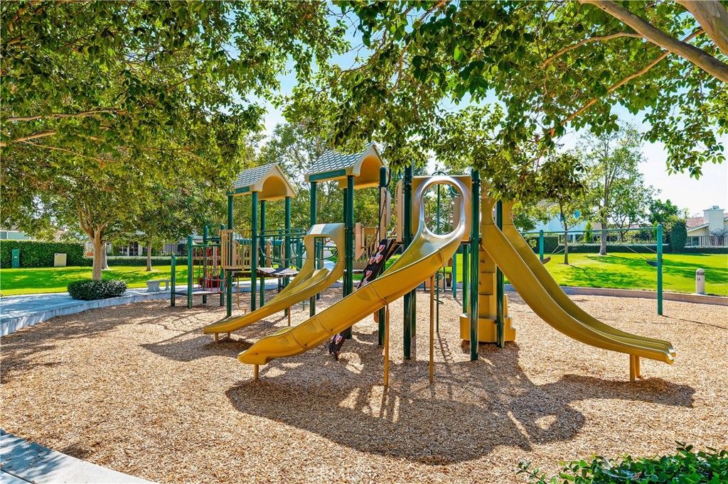 Image 40 of property listing at 62 Sandpiper 29, Irvine, CA 92604