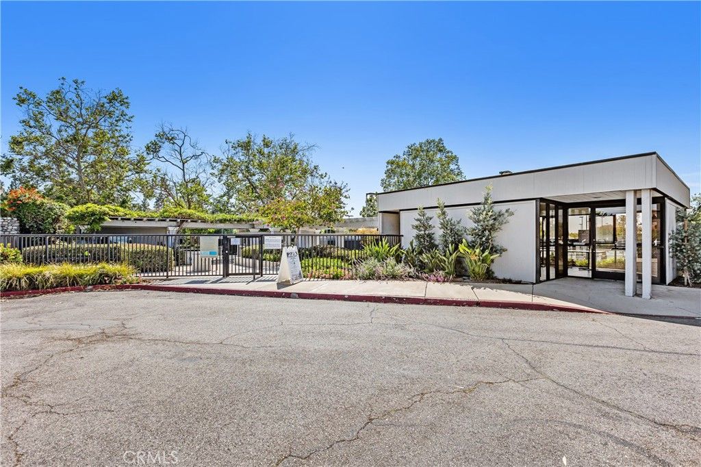Image 41 of property listing at 62 Sandpiper 29, Irvine, CA 92604
