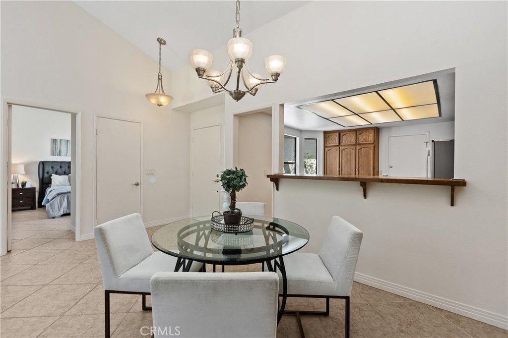 Image 6 of property listing at 62 Sandpiper 29, Irvine, CA 92604