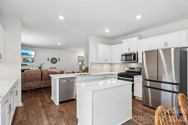 3631 Azalea Ridge Drive, Mount Holly, NC 28120