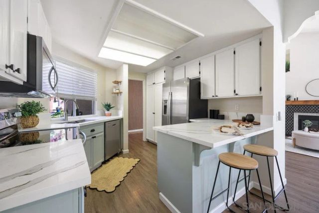 2119 Royal Lytham Gln, Escondido, CA 92026