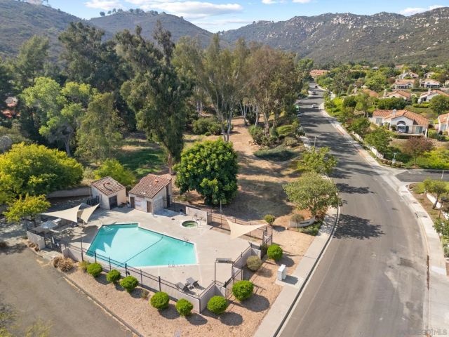 2119 Royal Lytham Gln, Escondido, CA 92026