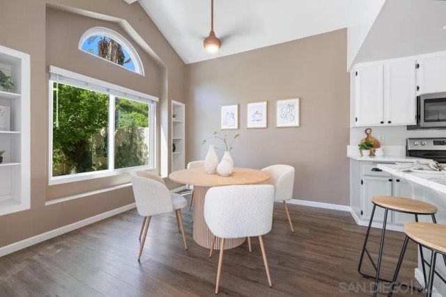 2119 Royal Lytham Gln, Escondido, CA 92026