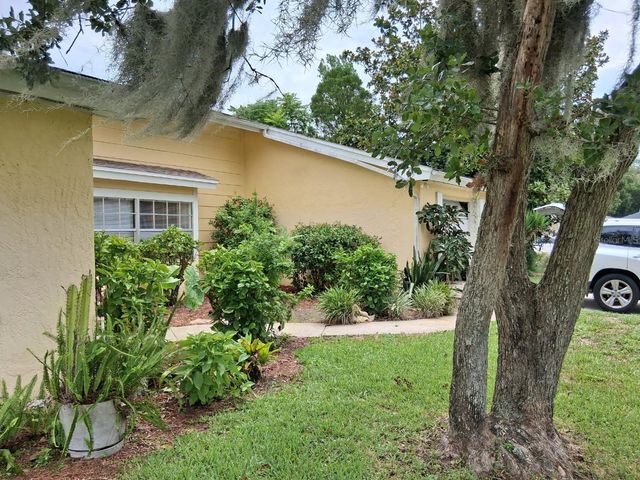 12406 WEATHERSTONE ROW, Hudson, FL 34667