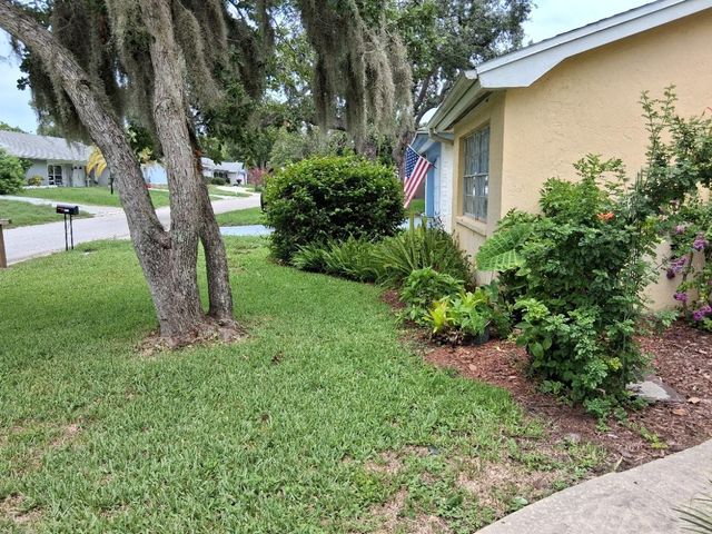 12406 WEATHERSTONE ROW, Hudson, FL 34667
