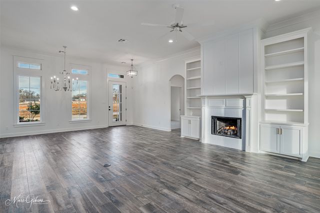 837 Walstonburg, Benton, LA 71006