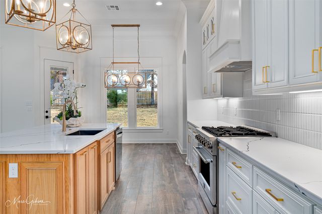 837 Walstonburg, Benton, LA 71006