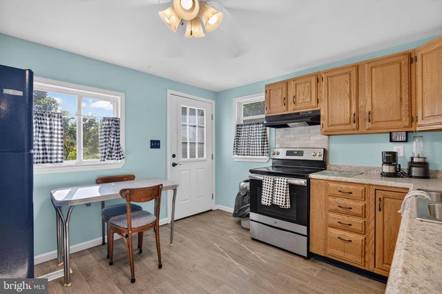 1679 ALMONESSON RD, Woodbury, NJ 08096