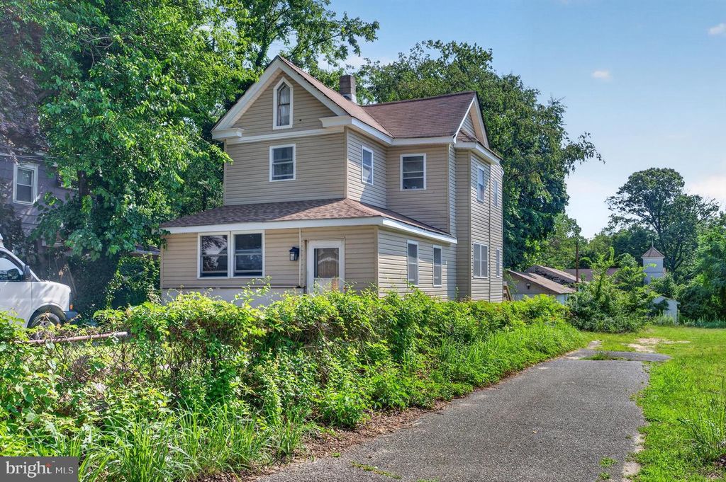 1679 ALMONESSON RD, Woodbury, NJ 08096