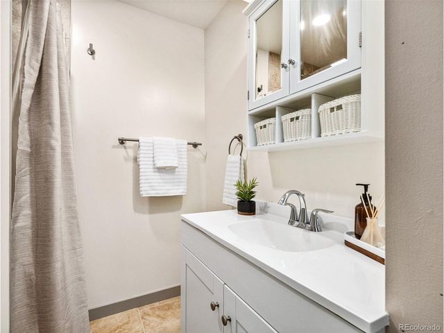 815 Ohio St, Silver Cliff, CO 81252