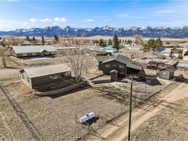 815 Ohio St, Silver Cliff, CO 81252