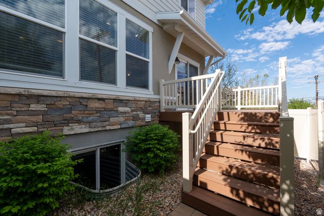 1303 E WEYBURN LN, Holladay, UT 84117