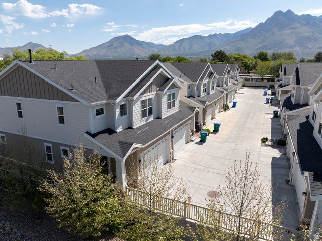 1303 E WEYBURN LN, Holladay, UT 84117