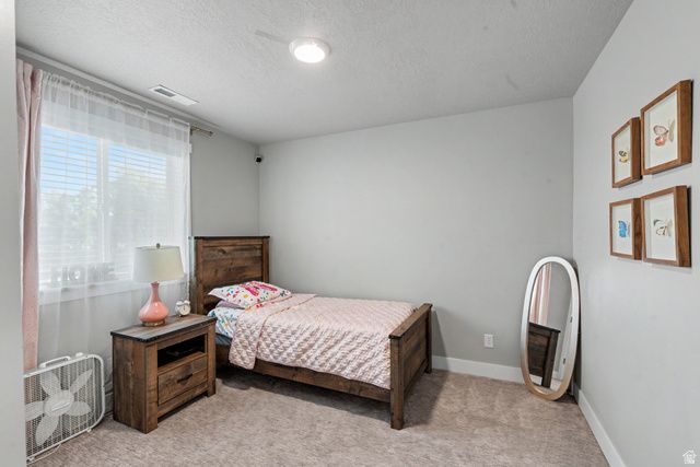 1303 E WEYBURN LN, Holladay, UT 84117