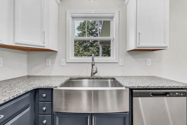 486 Mattingly Dr, Clarksville, TN 37042