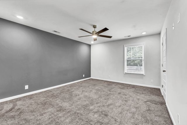 486 Mattingly Dr, Clarksville, TN 37042