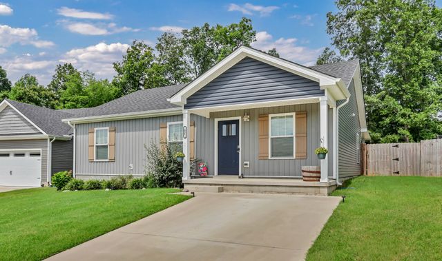486 Mattingly Dr, Clarksville, TN 37042