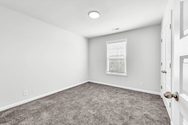 486 Mattingly Dr, Clarksville, TN 37042