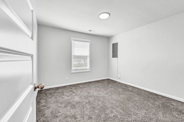 486 Mattingly Dr, Clarksville, TN 37042