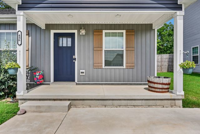 486 Mattingly Dr, Clarksville, TN 37042