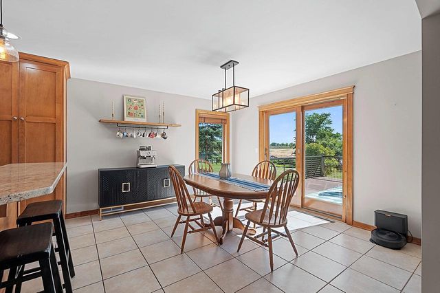 2133 WHEAT WAY, Green Bay, WI 54311