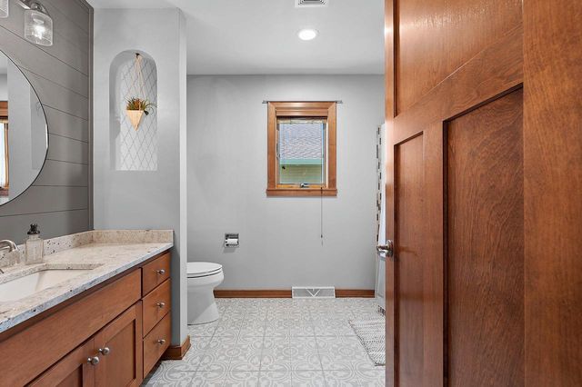 2133 WHEAT WAY, Green Bay, WI 54311