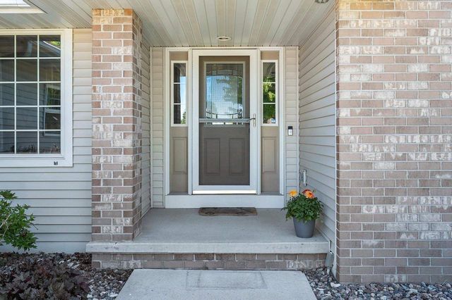 2133 WHEAT WAY, Green Bay, WI 54311
