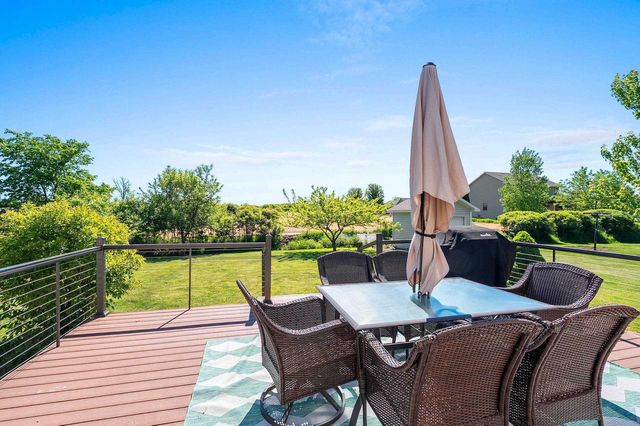 2133 WHEAT WAY, Green Bay, WI 54311